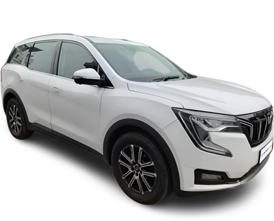 Mahindra XUV700-img